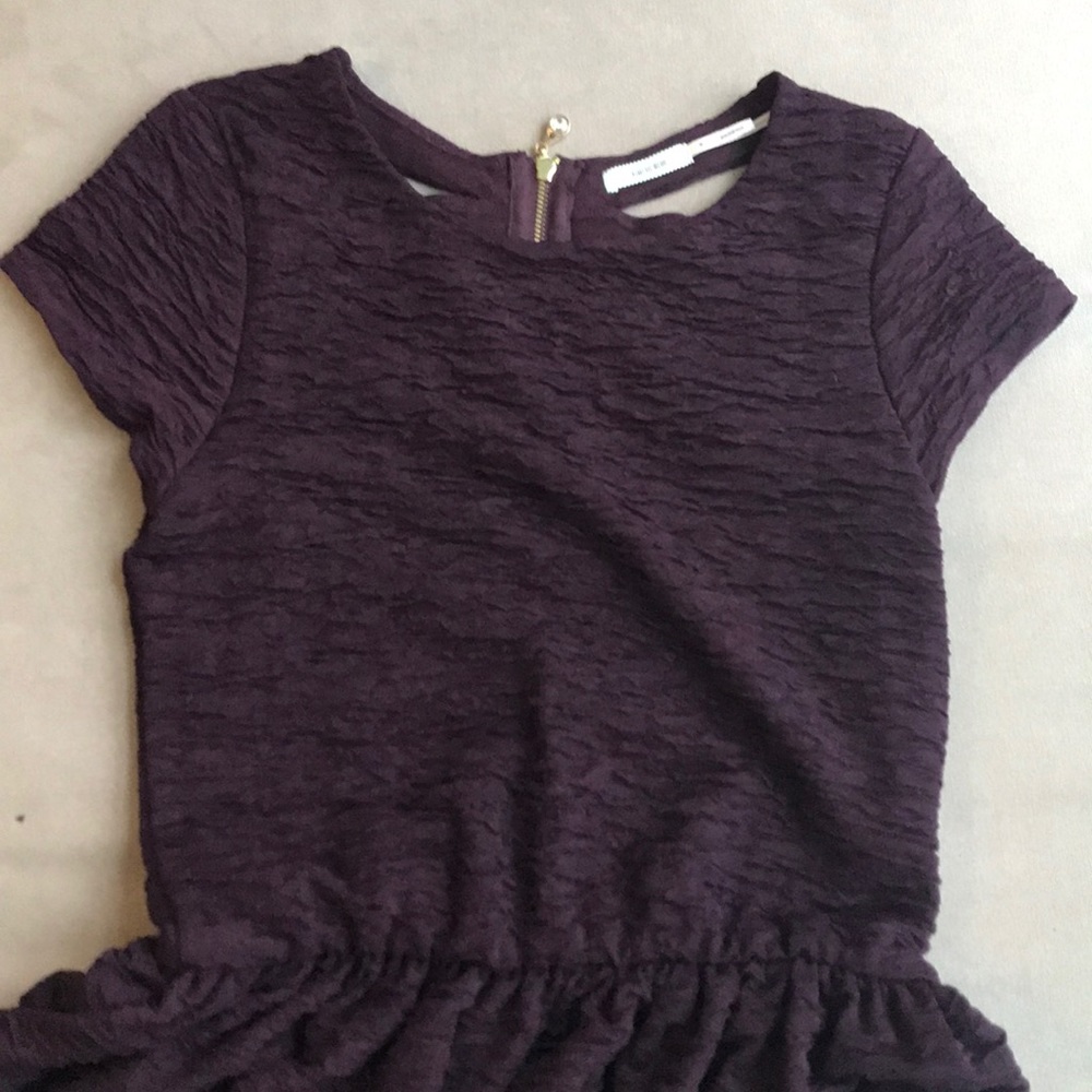 Kimchi Blue Girls Dress in Maroon with cap sleeve